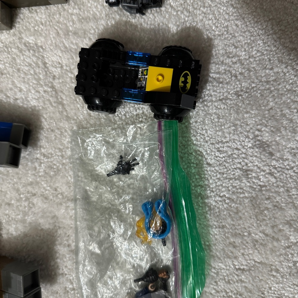 Assorted Minecraft, Roblox and Lego figurines - Picture 5 of 5